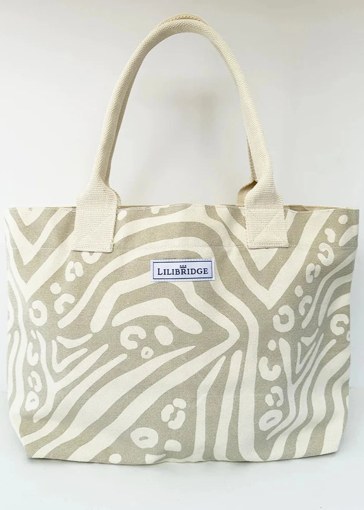 Live And Love Tote