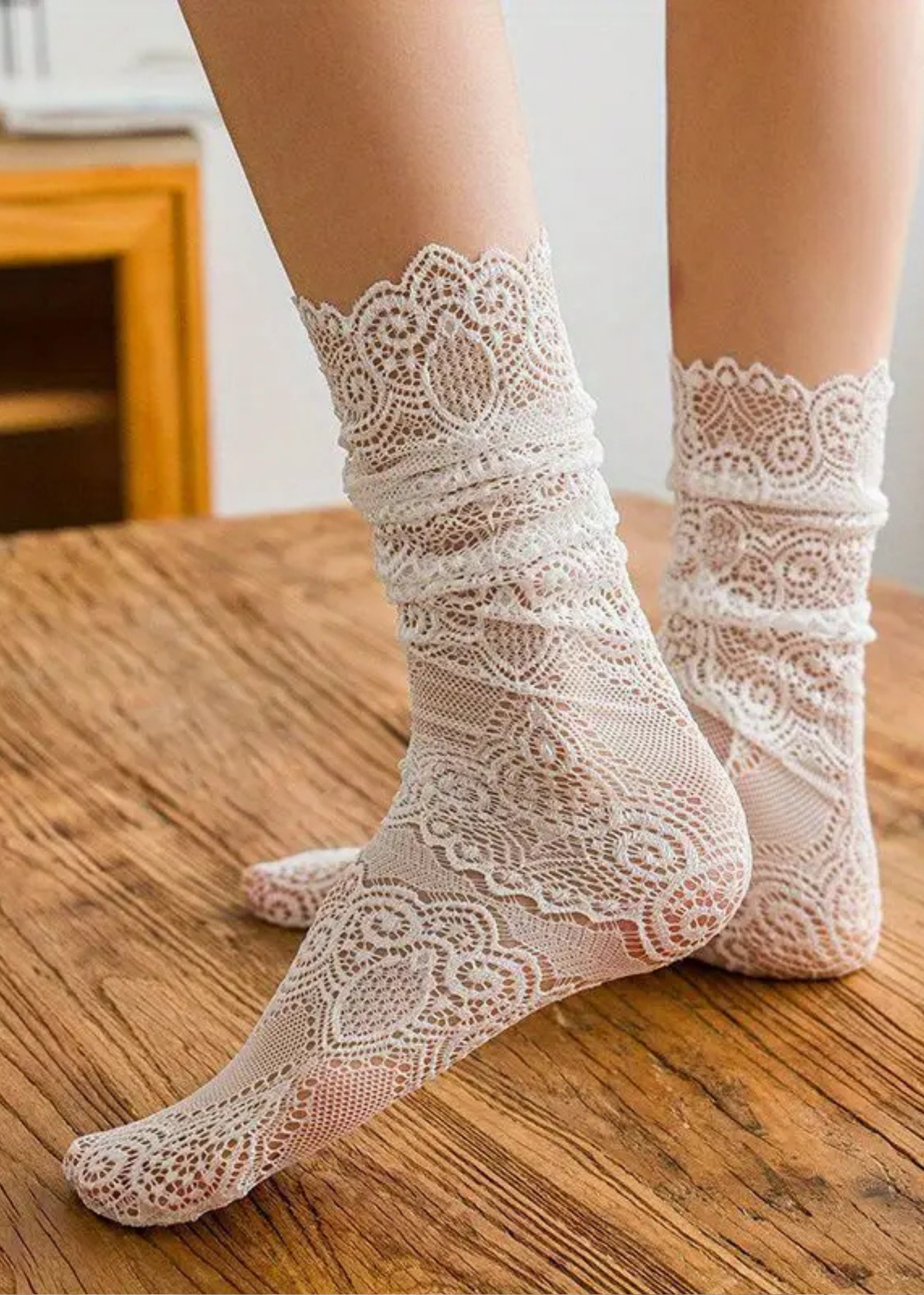 Floral Lace Socks