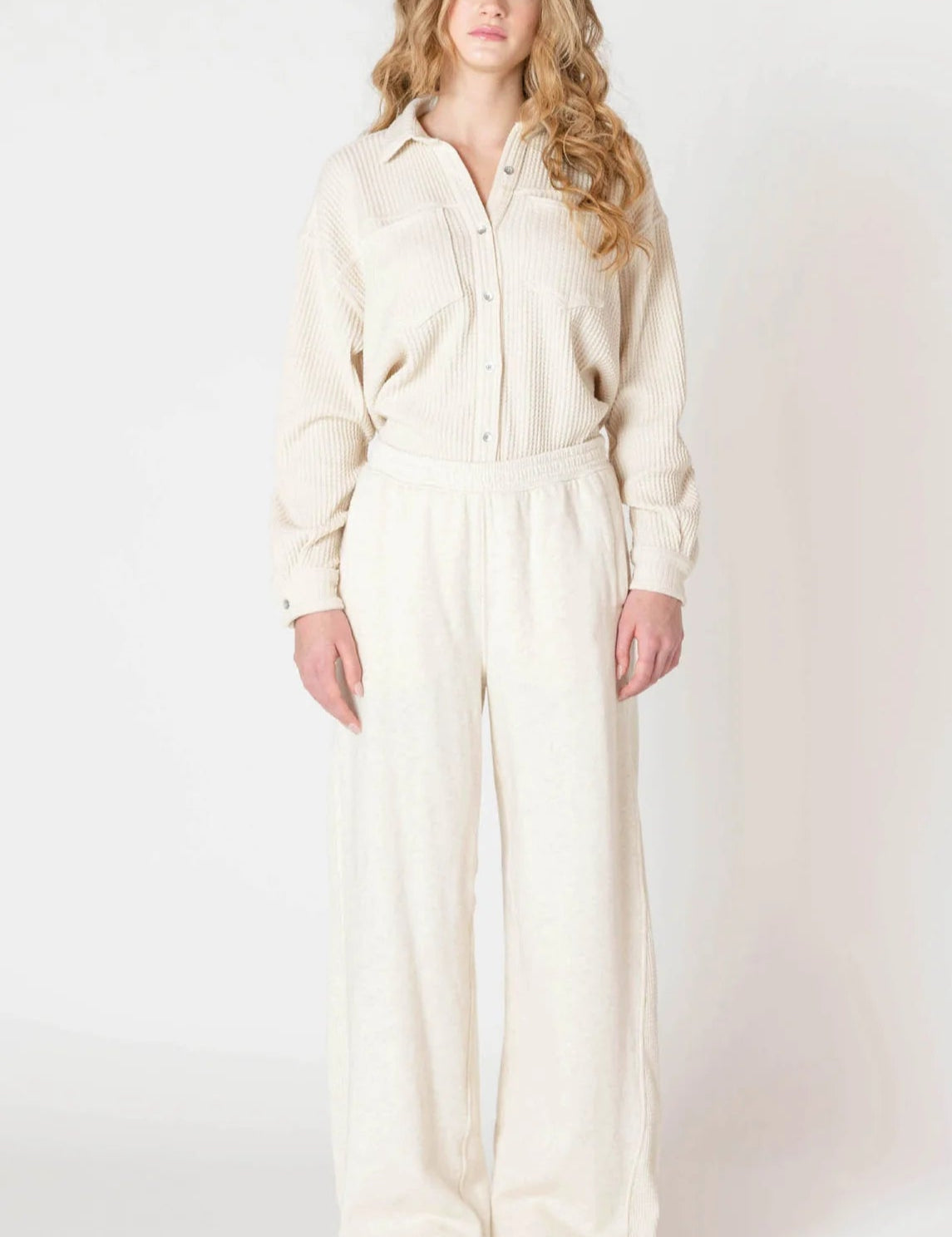2209c_1800x1800_81fc2d80-6359-4de1-b981-c4d574380163.webp