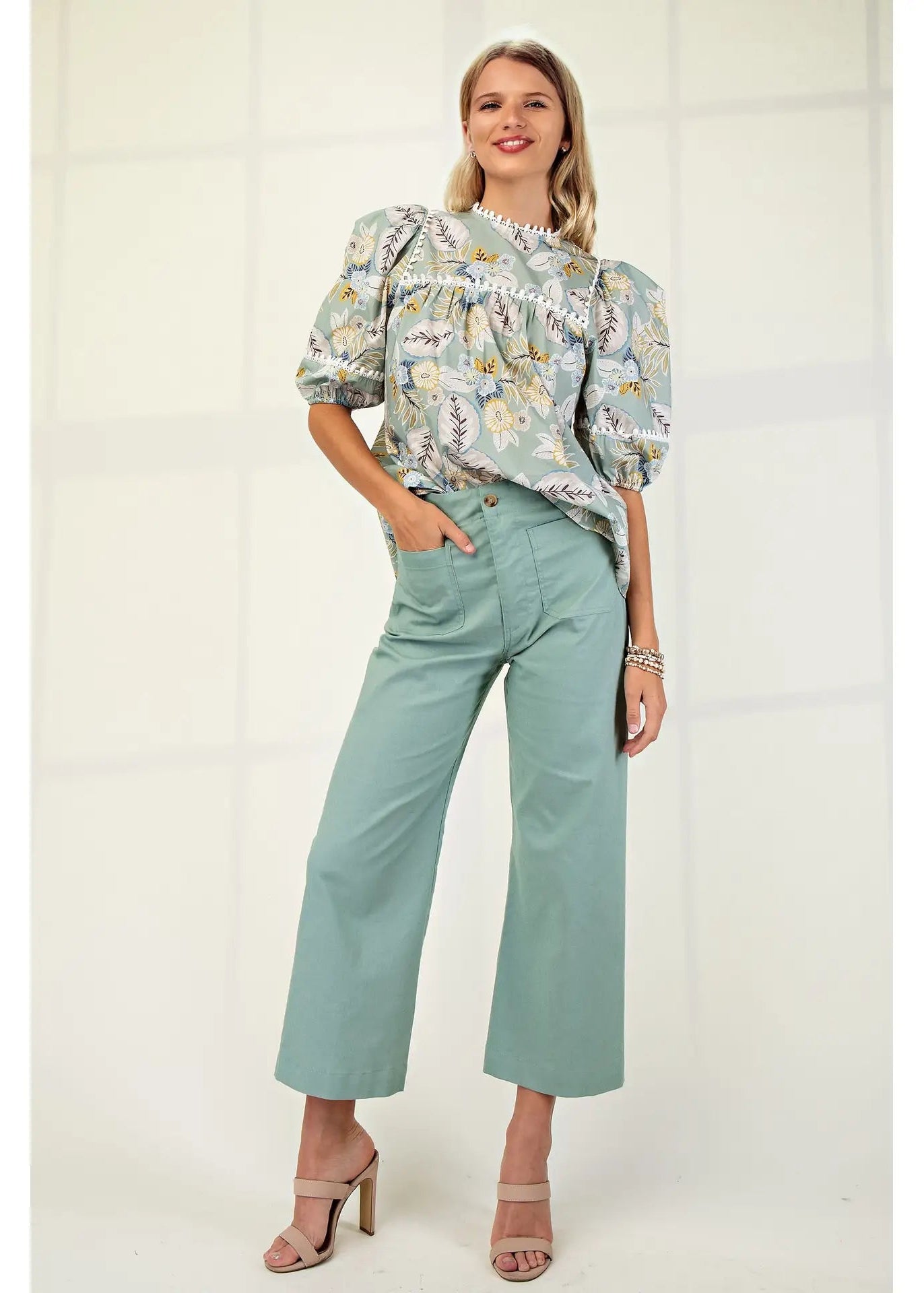 Amelia Cropped Pants