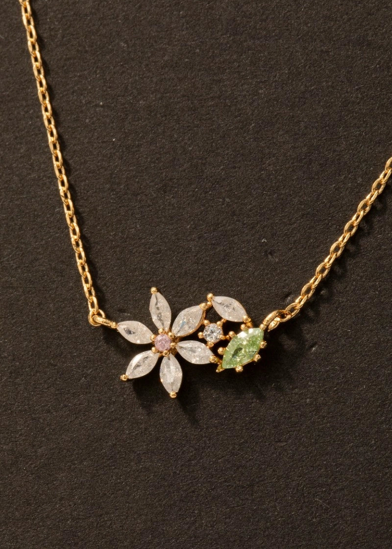 Flower Pendant Necklace