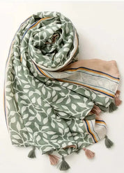 Luxurious Floral Print Scarf