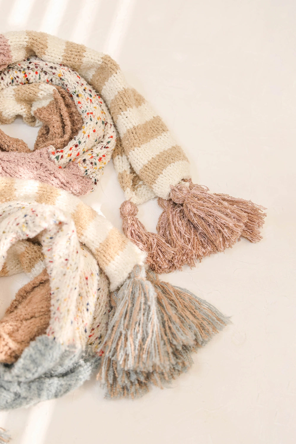 Speckle Stripe Tassel Scarf