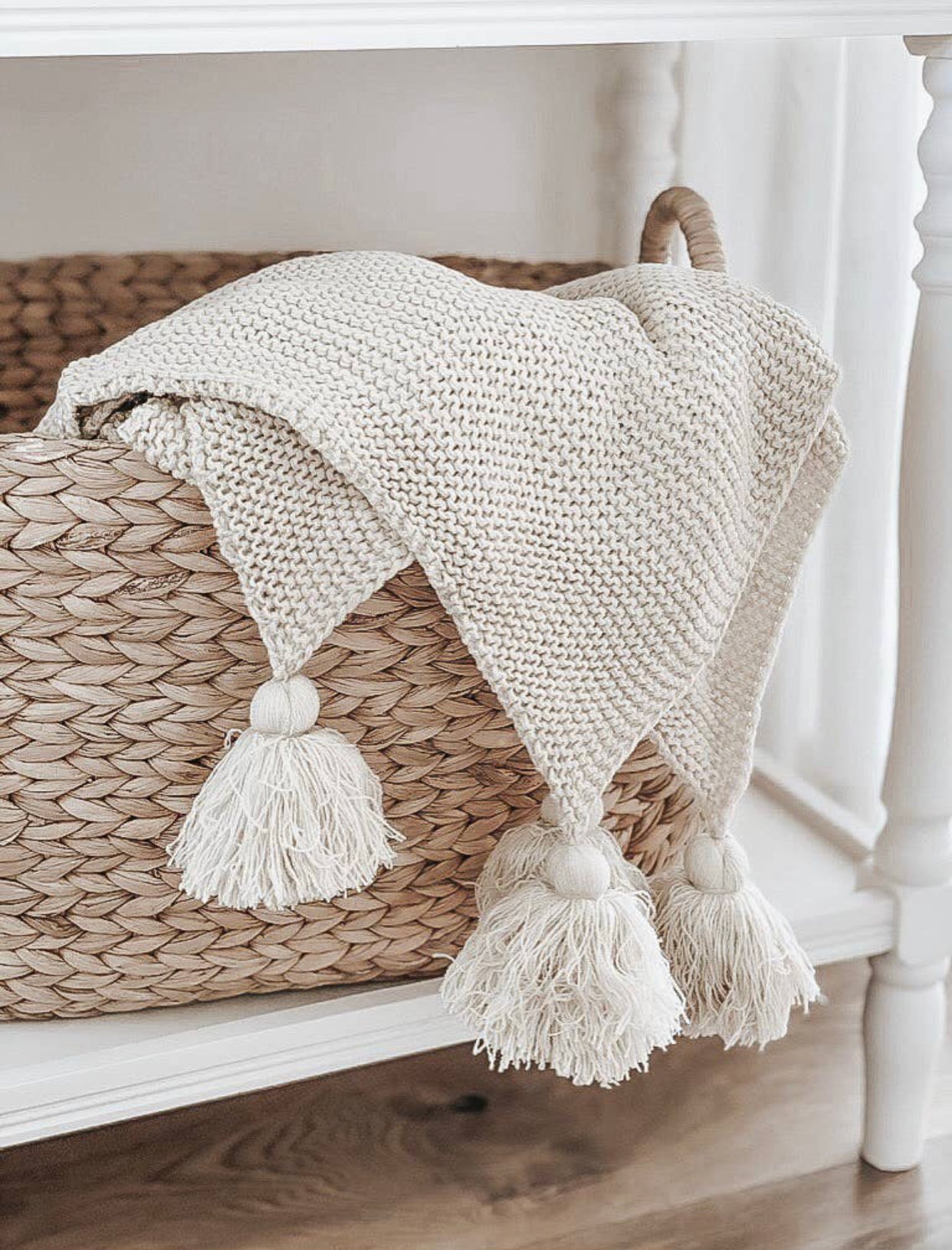 Throw Blanket With Tassels